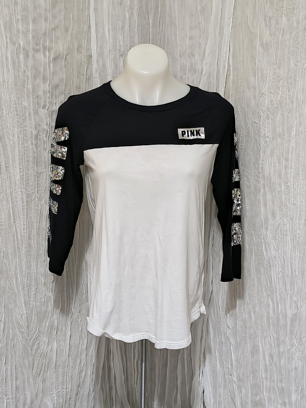 PINK Victoria's Secret Women’s Black & White Colorblock Long Sleeve Tee